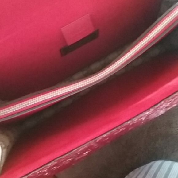 **HP** GUCCI Rare Dionysus Bag - Picture 4 of 8